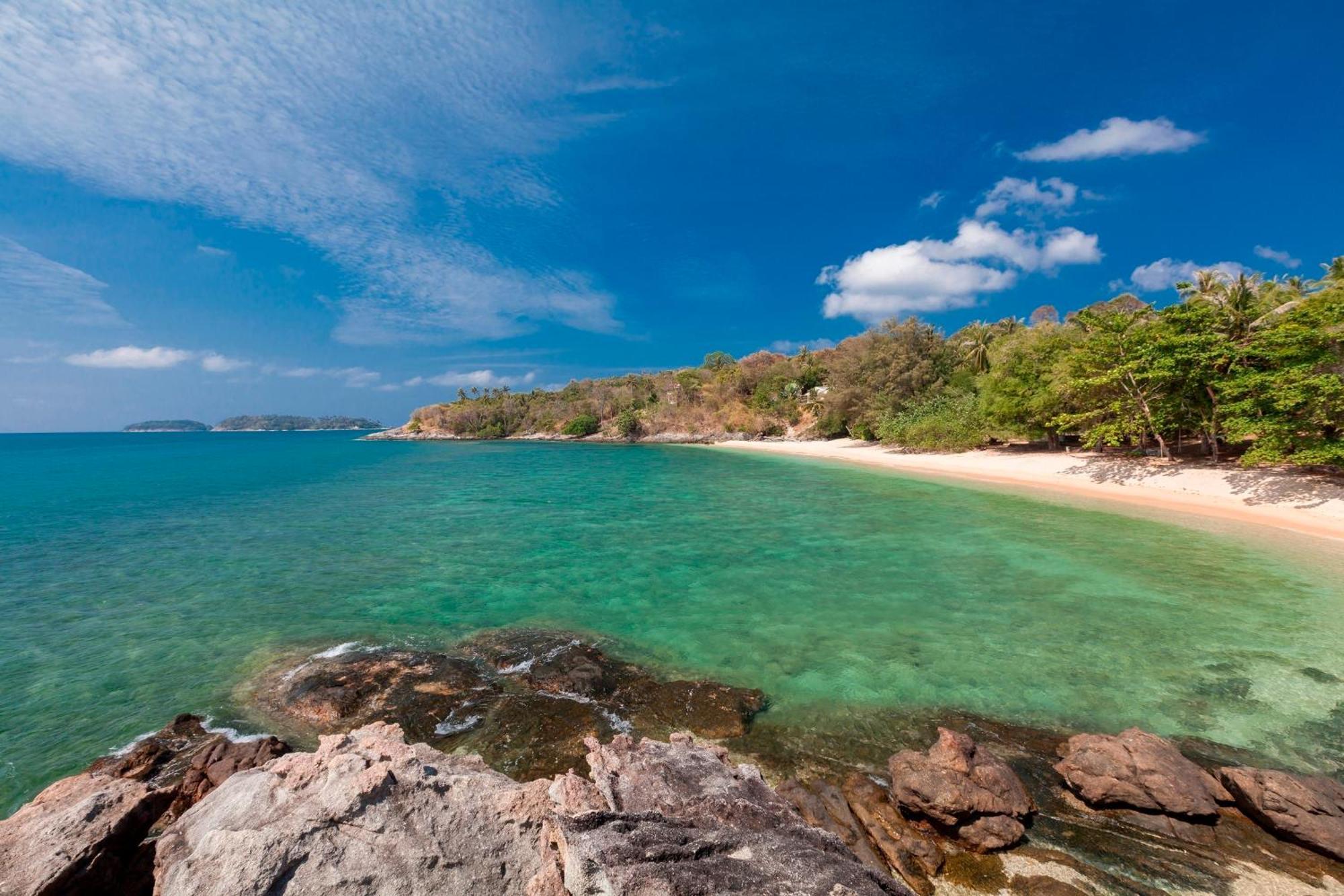 Baan Khunying - Secluded Phuket Beachfront Villa Rawai Exterior photo