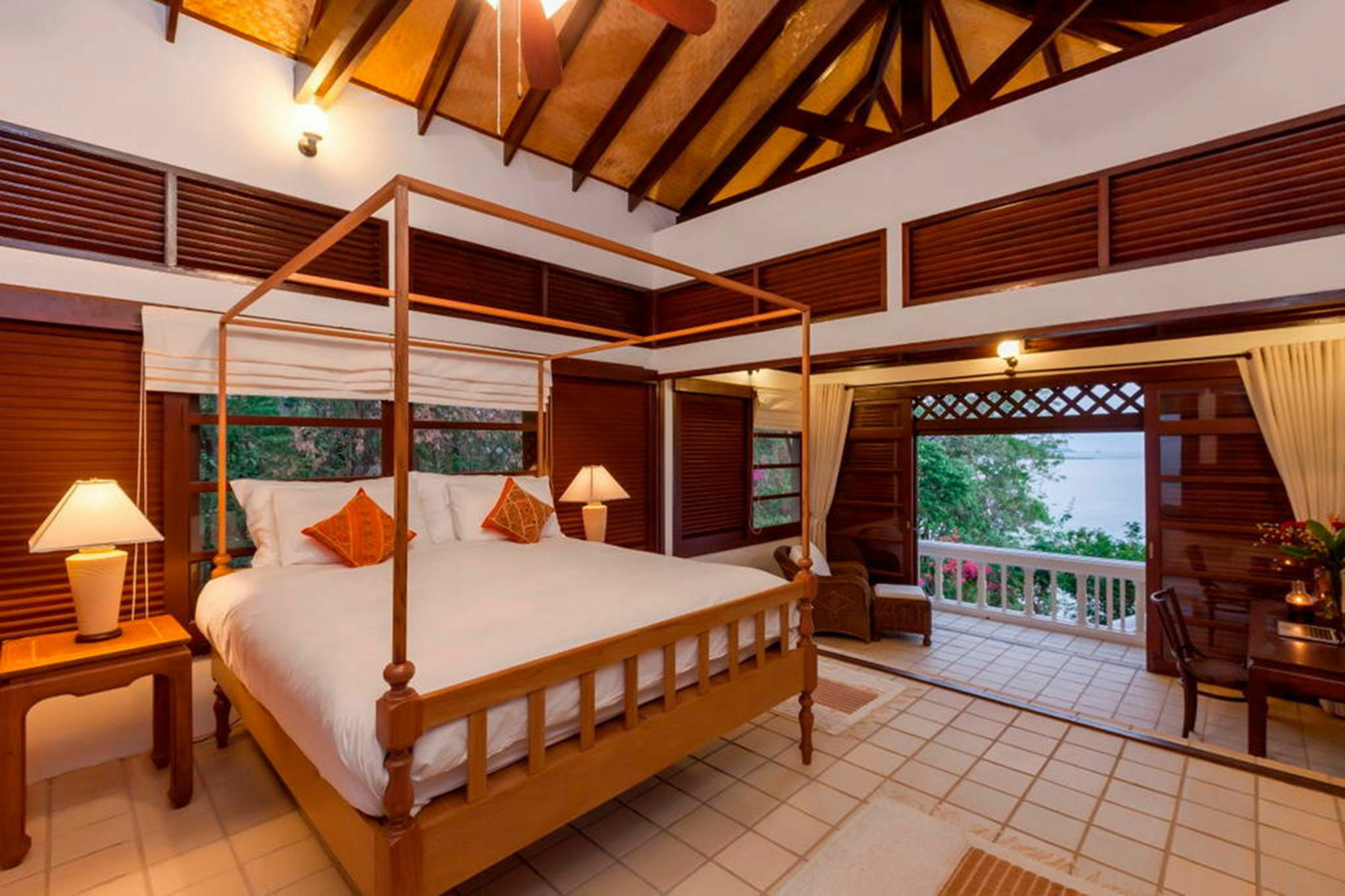 Baan Khunying - Secluded Phuket Beachfront Villa Rawai Exterior photo